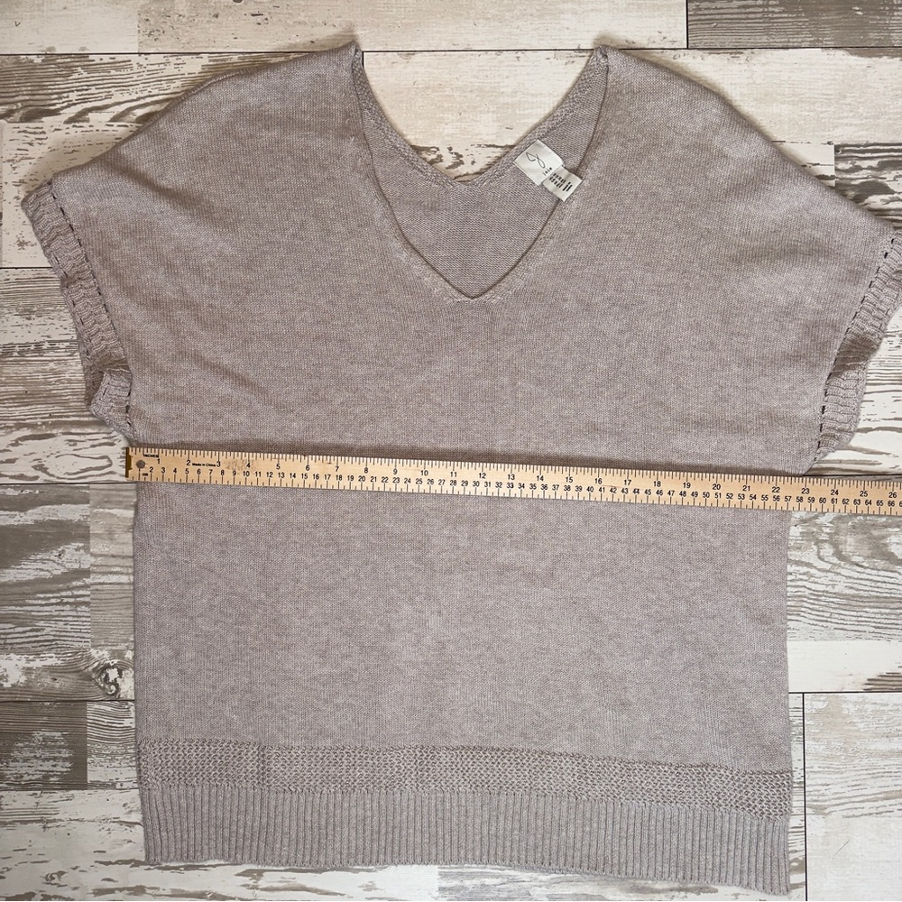 Joie Women’s 1X Short Sleeve Lightweight Knit Sweater Top‎ Beige Cotton V-Neck - Picture 4 of 10